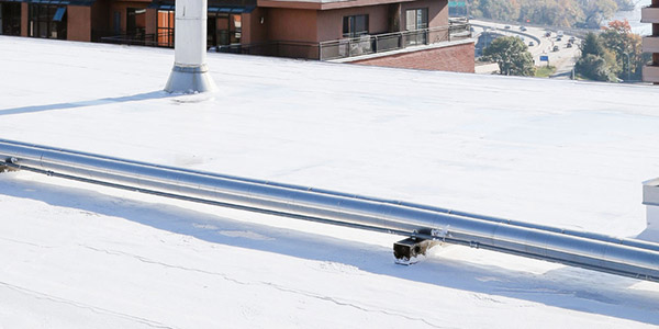 Roof Sealant Paint to Prevent Flat Roof Leaks